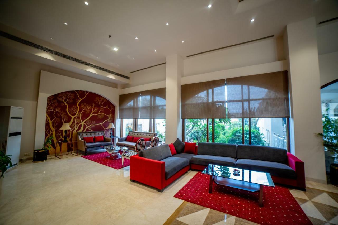 Готель Ramada By Wyndham Jaipur Jaisinghpura Екстер'єр фото
